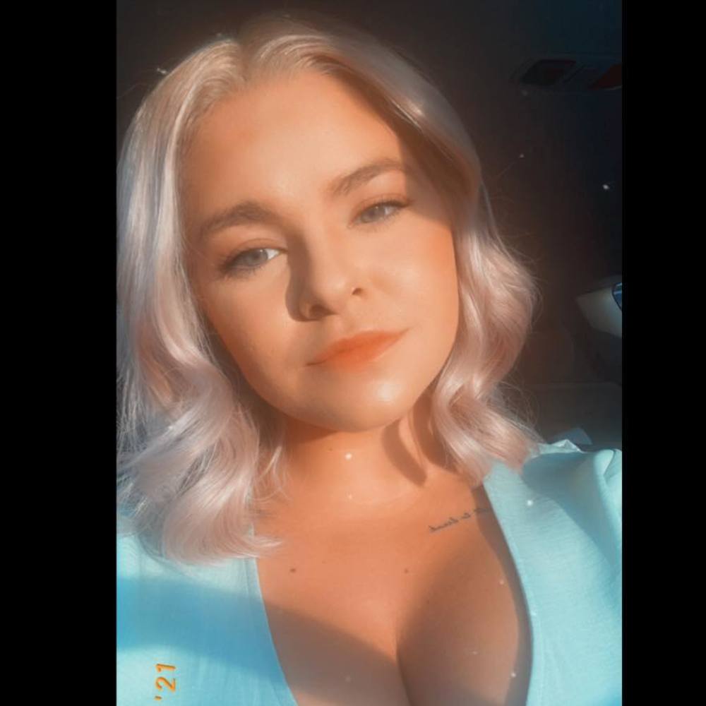Meet your Posher, Taylor